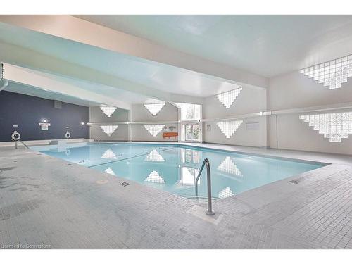 315-20 North Shore Boulevard W, Burlington, ON - Indoor Photo Showing Other Room With In Ground Pool