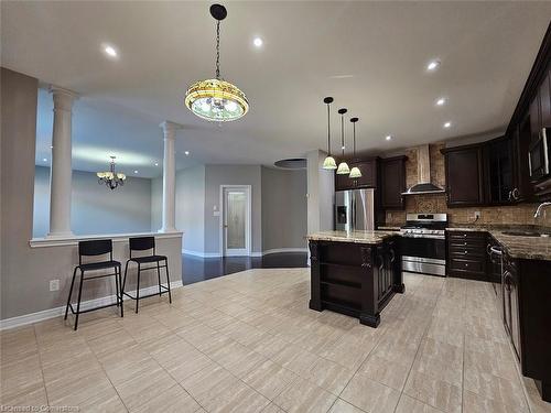 3339 Moses Way, Burlington, ON - Indoor Photo Showing Kitchen With Stainless Steel Kitchen With Upgraded Kitchen