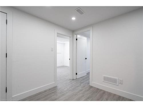 3-29 Northgate Drive, Hamilton, ON - Indoor Photo Showing Other Room