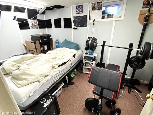 241 Haddon Avenue S, Hamilton, ON - Indoor Photo Showing Gym Room