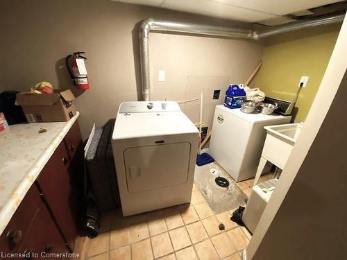 241 Haddon Avenue S, Hamilton, ON - Indoor Photo Showing Laundry Room