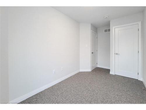 11-270 Melvin Avenue, Hamilton, ON - Indoor Photo Showing Other Room