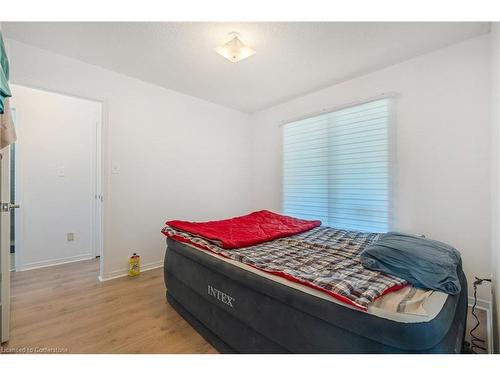 3385 Binbrook Road, Binbrook, ON - Indoor Photo Showing Bedroom