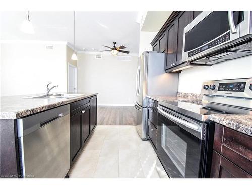 302-14 Saunders Drive, Jarvis, ON - Indoor Photo Showing Kitchen With Upgraded Kitchen