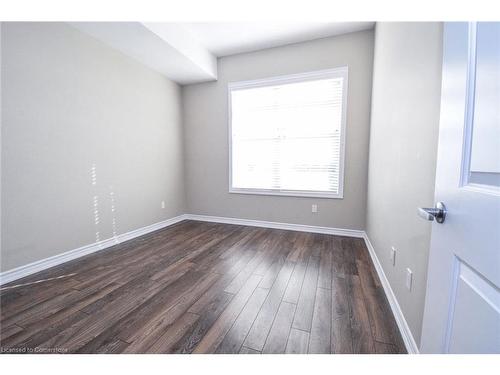 302-14 Saunders Drive, Jarvis, ON - Indoor Photo Showing Other Room