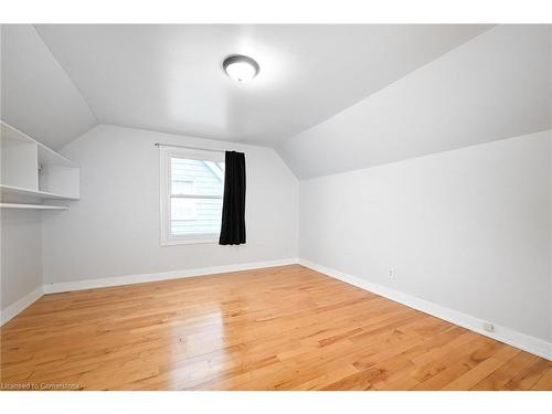 1-934 Garth Street, Hamilton, ON - Indoor Photo Showing Other Room