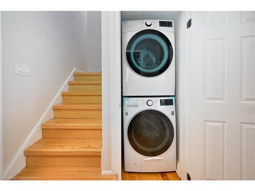 1-934 Garth Street, Hamilton, ON - Indoor Photo Showing Laundry Room