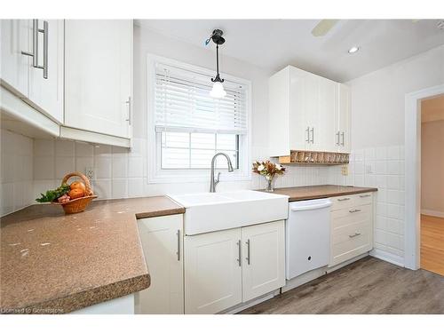 1-934 Garth Street, Hamilton, ON - Indoor Photo Showing Kitchen