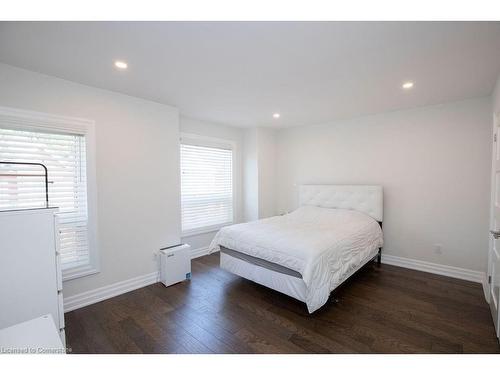 77 William Street, Hamilton, ON - Indoor Photo Showing Bedroom