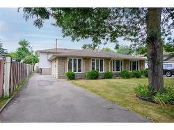 146 Berkindale Drive  Hamilton, ON L8E 1M5