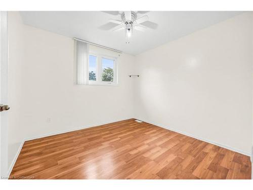 146 Berkindale Drive, Hamilton, ON - Indoor Photo Showing Other Room