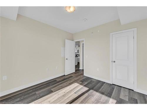 706-2750 King Street E, Hamilton, ON - Indoor Photo Showing Other Room