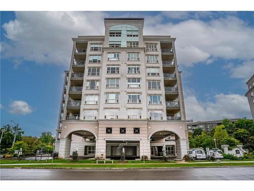 501-1000 Creekside Drive, Dundas, ON - Outdoor With Balcony With Facade