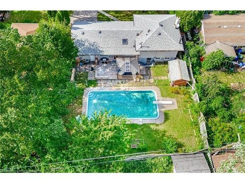 5212 New Street, Burlington, ON - Outdoor With In Ground Pool