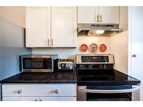 501-9 Grant Boulevard, Dundas, ON - Indoor Photo Showing Kitchen