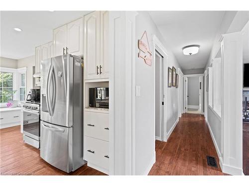 270 Highland Avenue, Fort Erie, ON - Indoor Photo Showing Kitchen