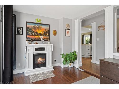 270 Highland Avenue, Fort Erie, ON - Indoor Photo Showing Living Room With Fireplace