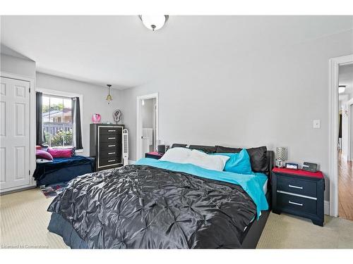 270 Highland Avenue, Fort Erie, ON - Indoor Photo Showing Bedroom