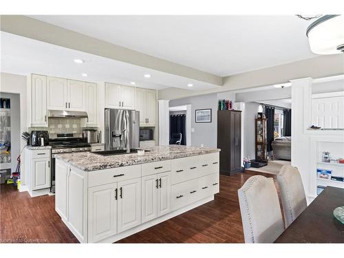 270 Highland Avenue, Fort Erie, ON - Indoor Photo Showing Kitchen With Upgraded Kitchen