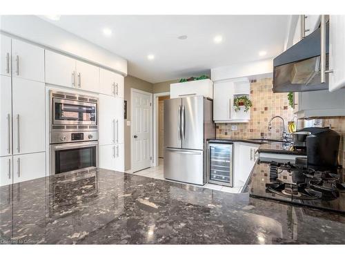 1351 Hazelton Boulevard, Burlington, ON - Indoor Photo Showing Kitchen