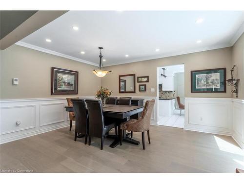 1351 Hazelton Boulevard, Burlington, ON - Indoor Photo Showing Dining Room