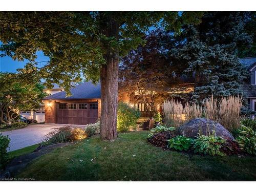 1351 Hazelton Boulevard, Burlington, ON - Outdoor