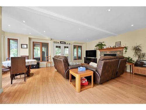 78 Valleyview Drive, Ancaster, ON - Indoor Photo Showing Living Room With Fireplace