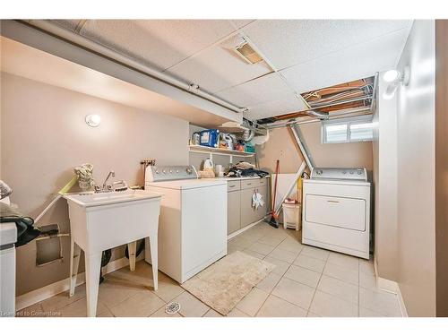 78 Valleyview Drive, Ancaster, ON - Indoor Photo Showing Laundry Room