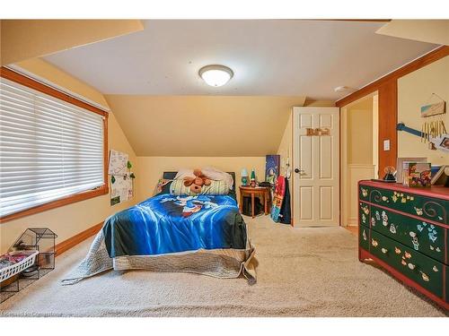 78 Valleyview Drive, Ancaster, ON - Indoor Photo Showing Bedroom