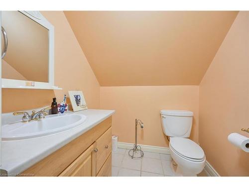 78 Valleyview Drive, Ancaster, ON - Indoor Photo Showing Bathroom