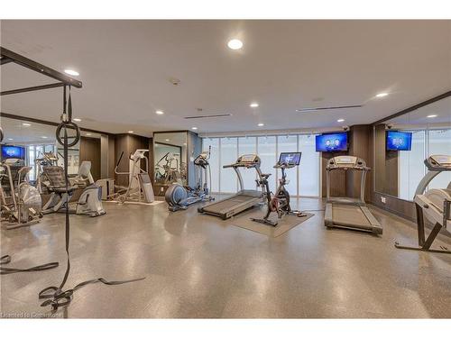 304-1940 Ironstone Drive, Burlington, ON - Indoor Photo Showing Gym Room