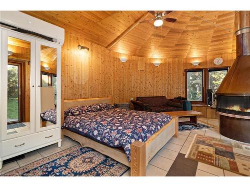 3565 Albion Road, Ottawa, ON - Indoor Photo Showing Bedroom