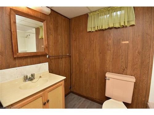 161 Kings Forest Drive, Hamilton, ON - Indoor Photo Showing Bathroom