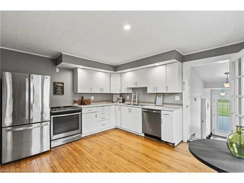 2844 Cockshutt Road, Waterford, ON - Indoor Photo Showing Kitchen