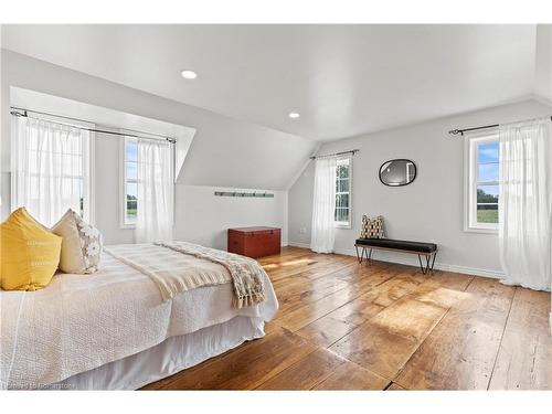 2844 Cockshutt Road, Waterford, ON - Indoor Photo Showing Bedroom