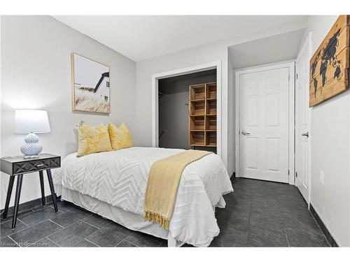 2844 Cockshutt Road, Waterford, ON - Indoor Photo Showing Bedroom