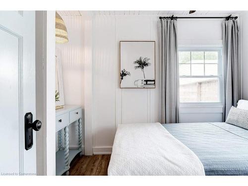 241 Beechwood Avenue, Crystal Beach, ON - Indoor Photo Showing Bedroom