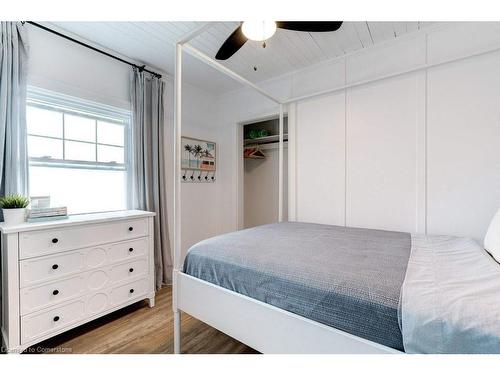 241 Beechwood Avenue, Crystal Beach, ON - Indoor Photo Showing Bedroom