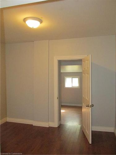 86 Earl Street, Hamilton, ON - Indoor Photo Showing Other Room