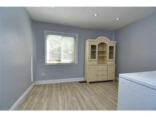 86 Earl Street, Hamilton, ON - Indoor Photo Showing Other Room