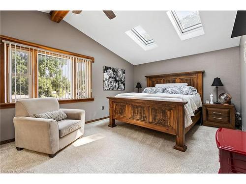 369 Queenston Street, St. Catharines, ON - Indoor Photo Showing Bedroom