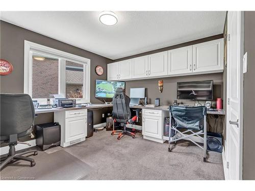 34 Penfold Court, Mount Hope, ON - Indoor Photo Showing Office