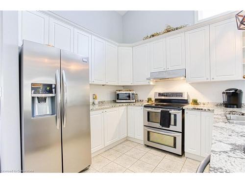 3669 Carver Street, Fort Erie, ON - Indoor Photo Showing Kitchen