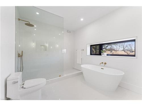 5427 Anthony Place, Burlington, ON - Indoor Photo Showing Bathroom