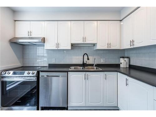 11-384 Limeridge Road E, Hamilton, ON - Indoor Photo Showing Kitchen With Double Sink