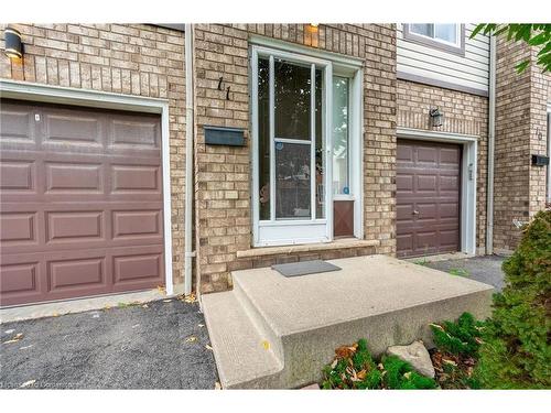 11-384 Limeridge Road E, Hamilton, ON - Outdoor