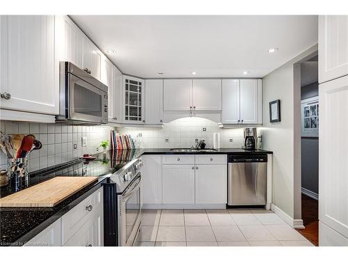 Ph2-150 Wilson Street W, Hamilton, ON - Indoor Photo Showing Kitchen