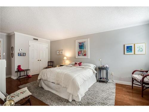 Ph2-150 Wilson Street W, Hamilton, ON - Indoor Photo Showing Bedroom