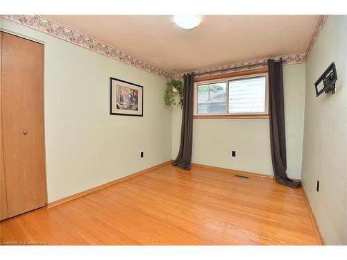 25 Silvercrest Drive, Hamilton, ON - Indoor Photo Showing Other Room