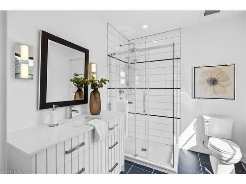 928 Glen Acres Court, Burlington, ON - Indoor Photo Showing Bathroom